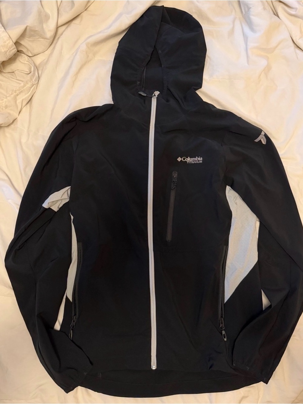 Columbia Titanium Windbreaker